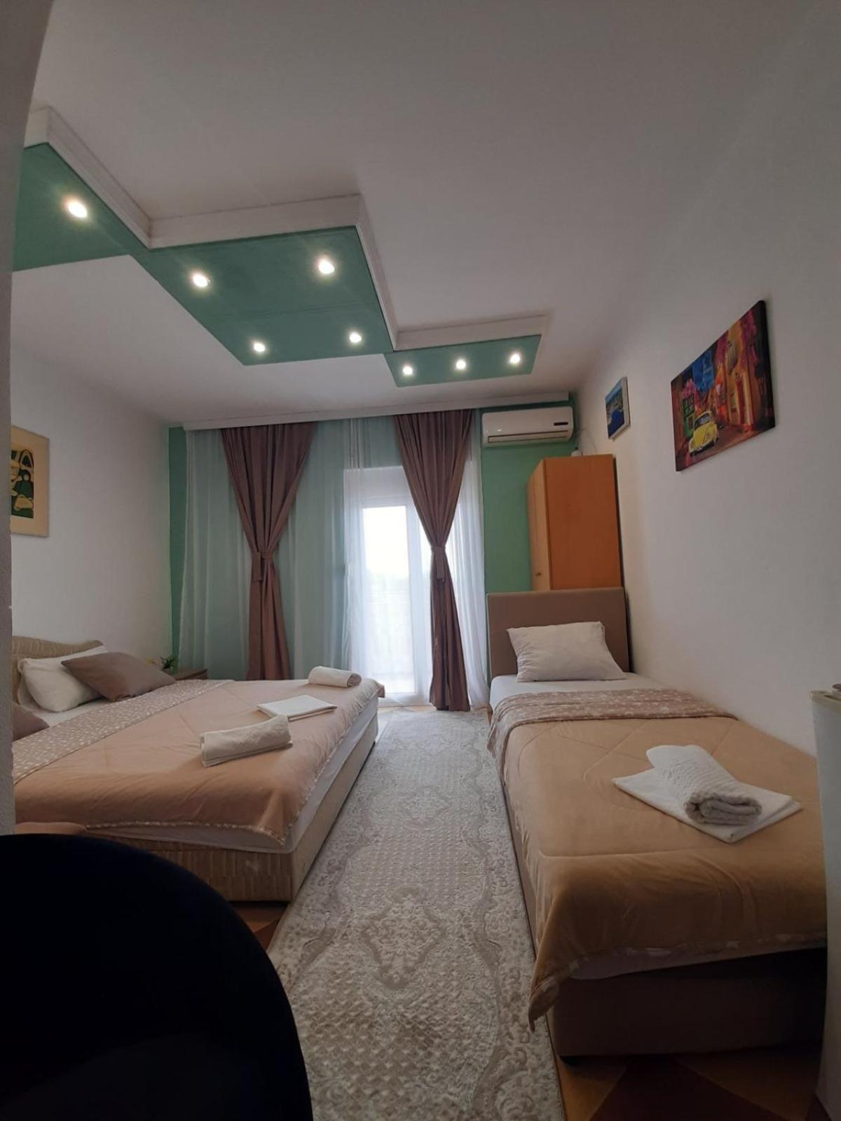 Becic Apartments Улцинь Екстер'єр фото