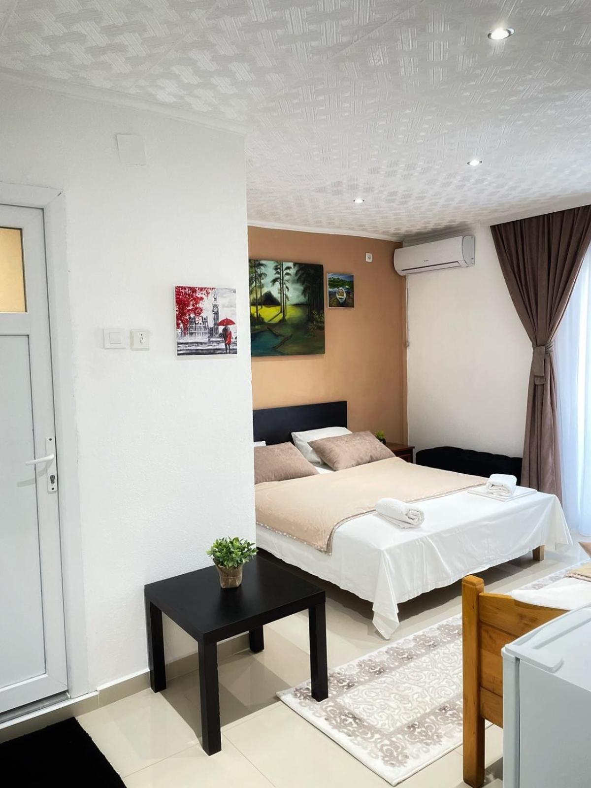 Becic Apartments Улцинь Екстер'єр фото